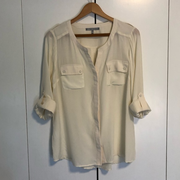 SOLD danielrainn elegant silk blouse - Picture 5 of 11